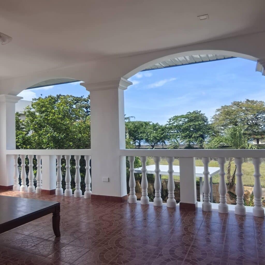 pacific shores house and lot 21