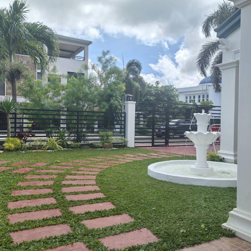 pacific shores house and lot 28
