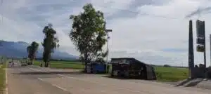 Lot for sale in Murcia along highway across lopues