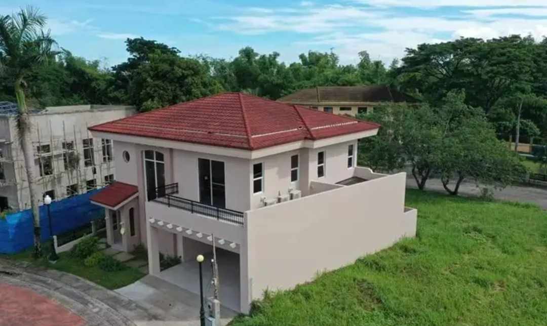 244 sqm House in Ayala Plantazionne Talisay City