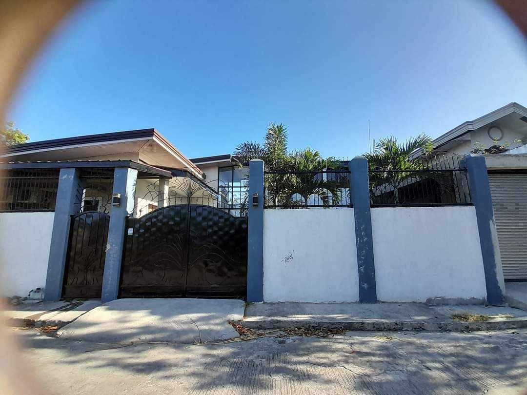 House for Sale in Carmenville Subd., Mansilingan