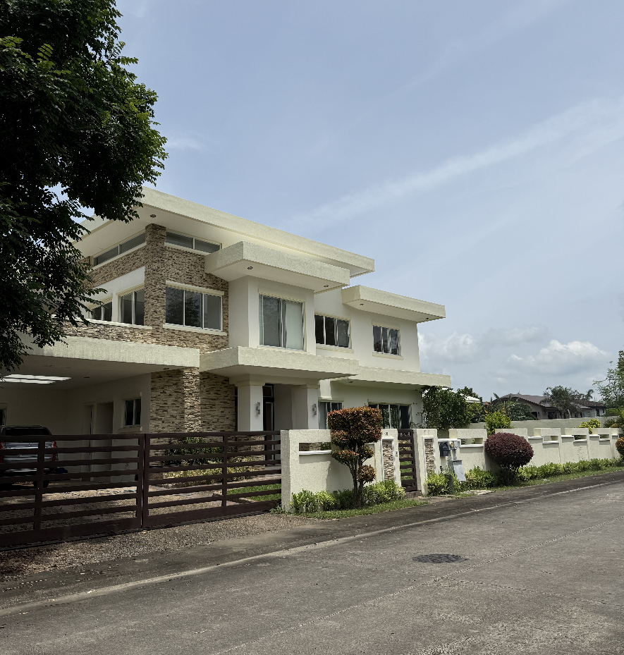 2-Story House in Ayala North Point