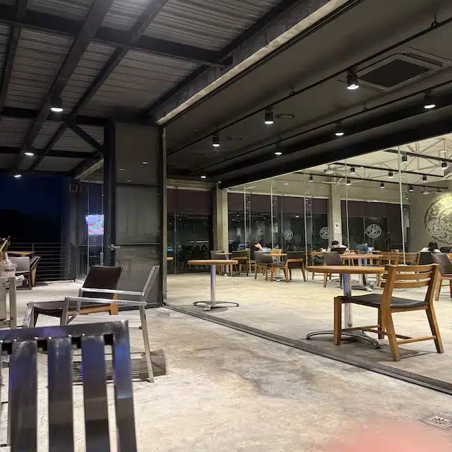 Tom n Toms Bacolod